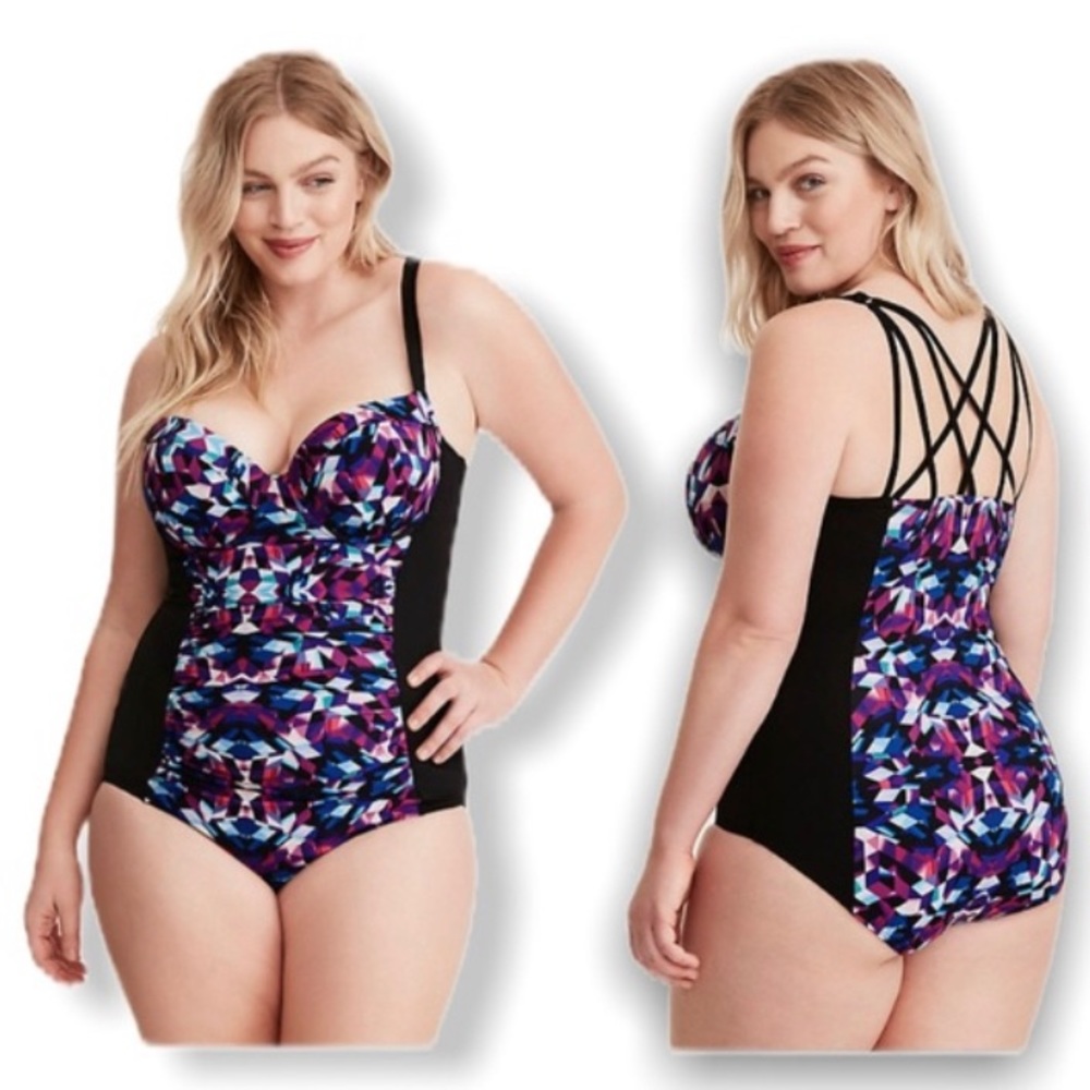 TORRID GEO PRINT STRAPPY BACK ONE PIECE SWIMSUIT 3x Push Up Plus Size